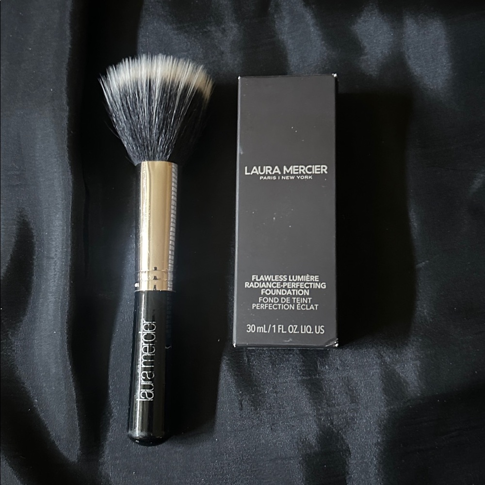 NWT Laura Mercier Flawless Lumiere Radiance-Perfecting Foundation 3W1 Dusk